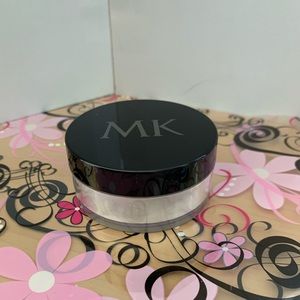 Translucent Loose Powder